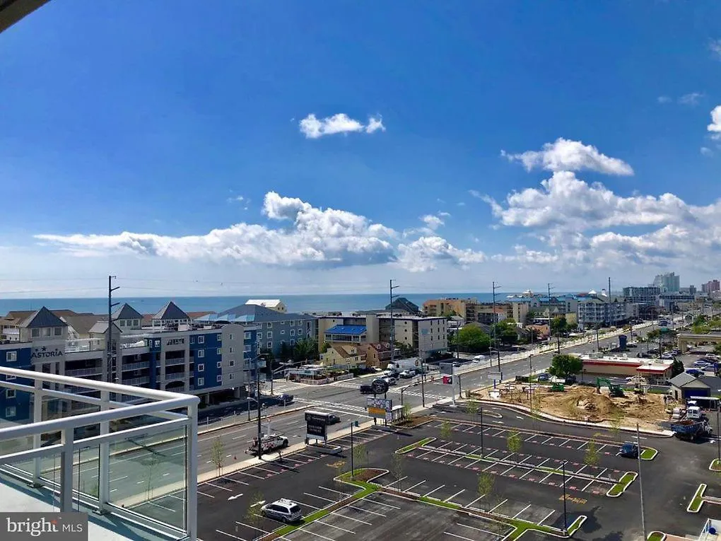 Bay Front Paradise Penthouse Unit Ocean City Apartment