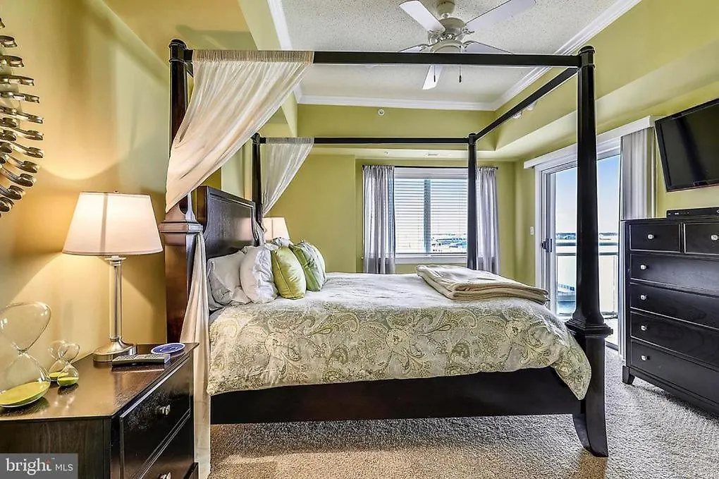 Bay Front Paradise Penthouse Unit Ocean City